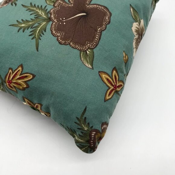 Chateau Multicolor Fabric Floral Patchwork Shoulder Bag - Picture 9 of 10